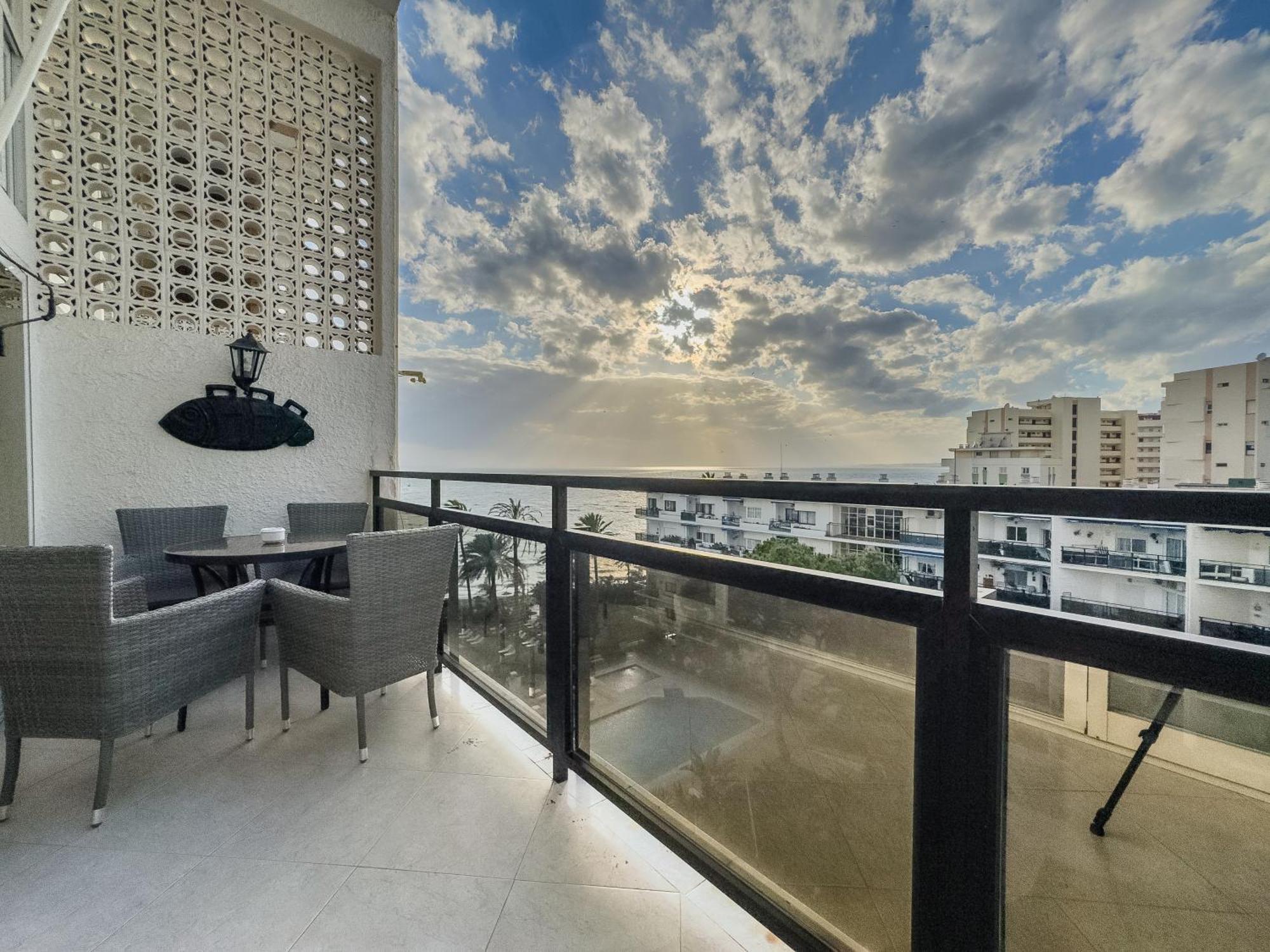 Skol 408A 2 Bedrooms Duplex With Sea Views Marbella Esterno foto